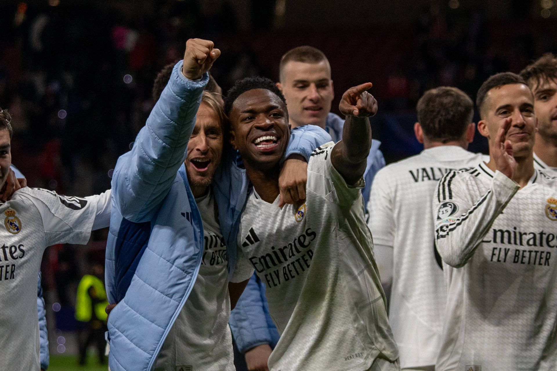 Luka Modrič a Vinícius Júnior. Zdroj: IMAGO