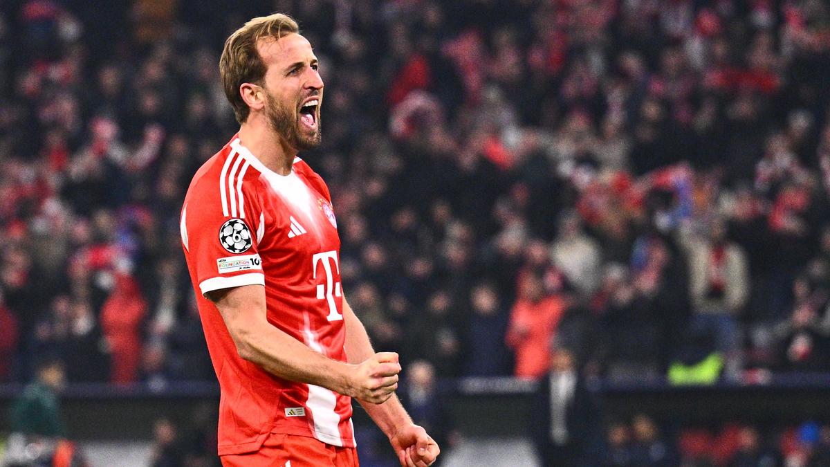 Harry Kane si prevzal prestížne ocenenie. Po životnej sezóne si robí zálusk aj na Zlatú loptu