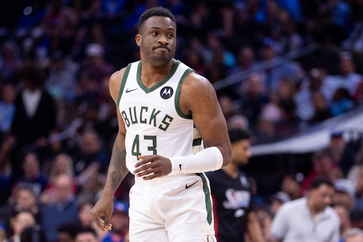 NBA: Obrovský prestup! Antetokounmpo mení klub