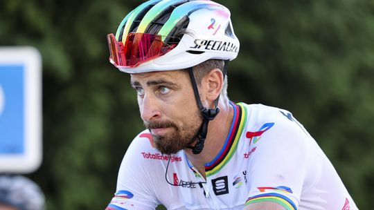 Tour de France 2023: Peter Sagan sa dnes zapojil do šprintu, o triumf sa strhol dramatický súboj