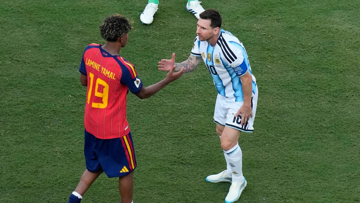 Silné gesto. Lamine Yamal odtajnil, čo mu po finále majstrovstiev sveta povedal Lionel Messi