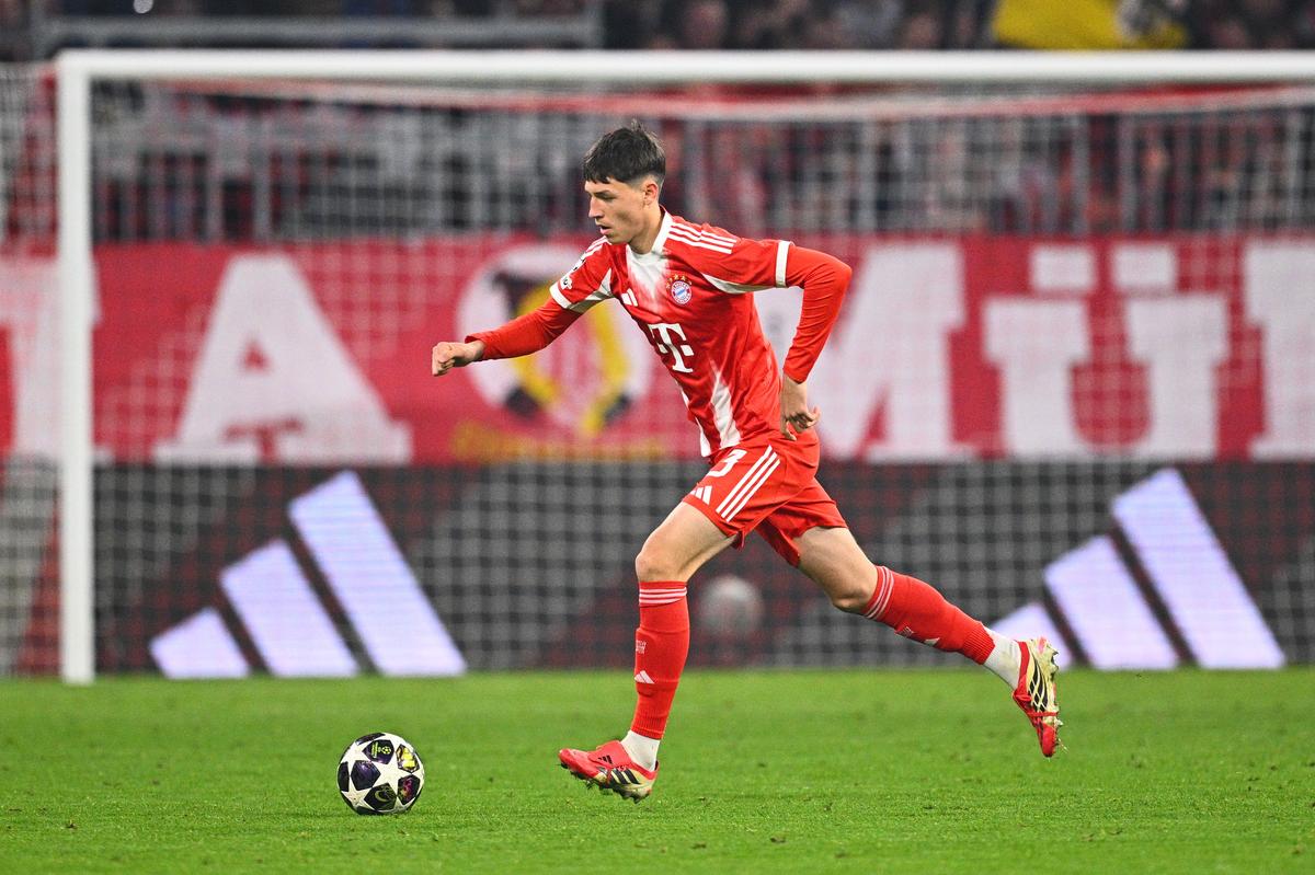 Budúca hviezda Bayernu? Legenda klubu ospevuje 16-ročného stopéra, ktorý zaujal celé Nemecko