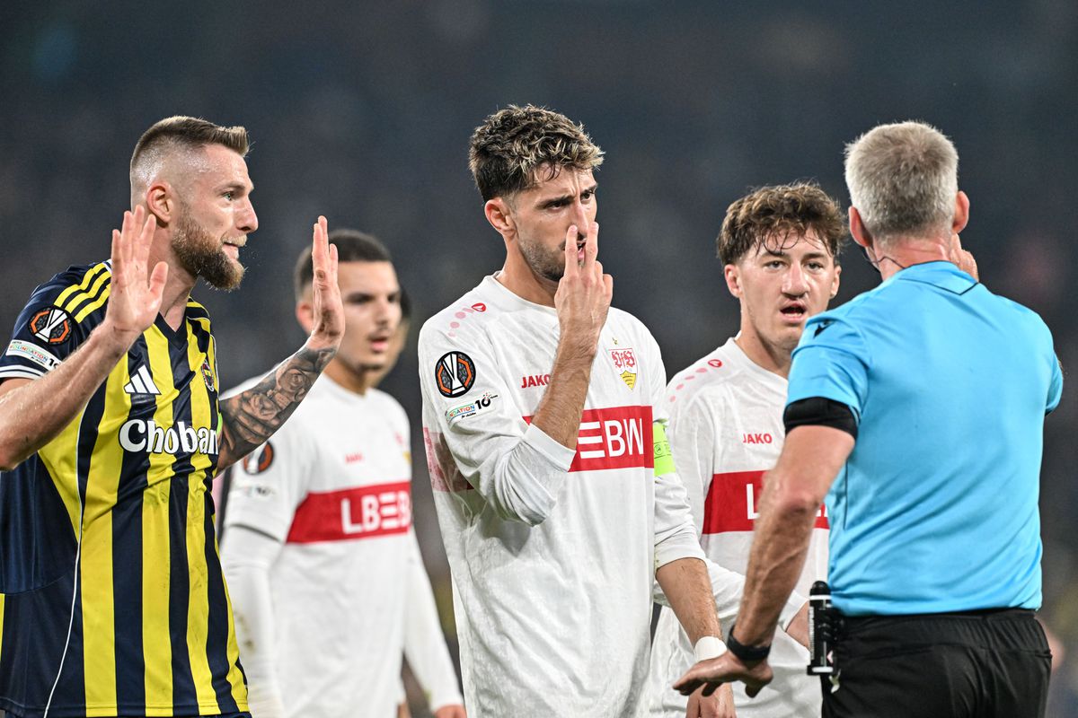 Nepríjemnosť pre hráčov Stuttgartu už pred zápasom. Do dejiska duelu nemohli cestovať lietadlom