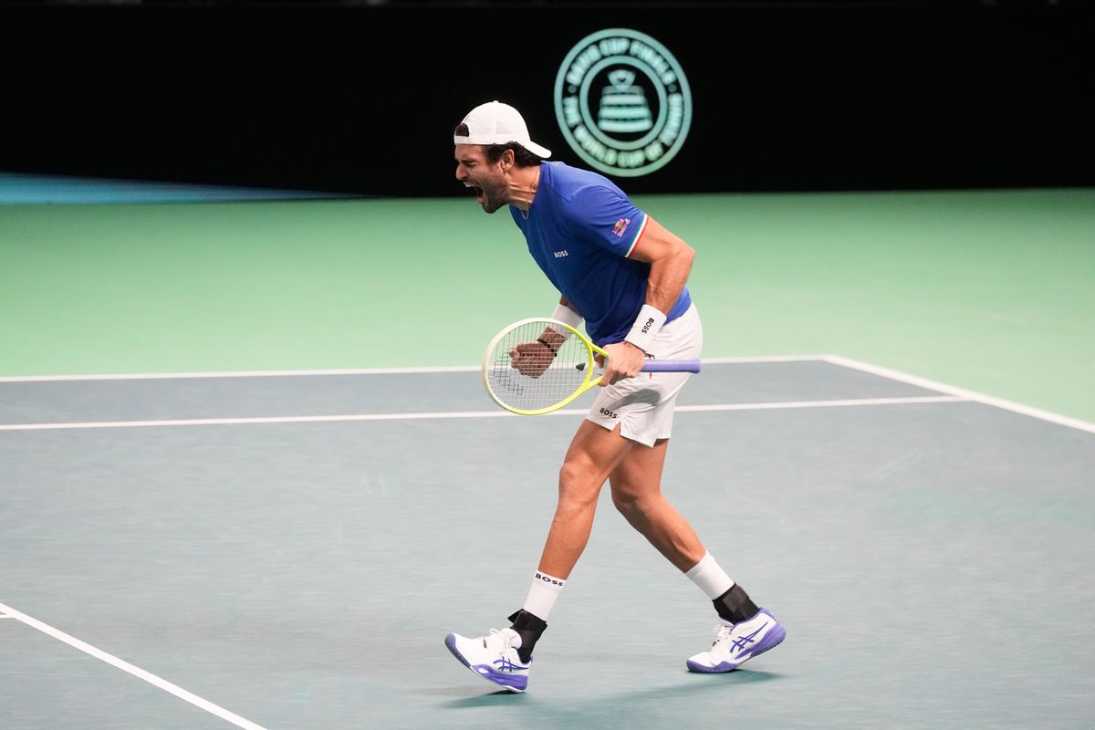 Taliansko je jeden krok od obhajoby šalátovej misy. Berrettini uspel v súboji tímových dvojok