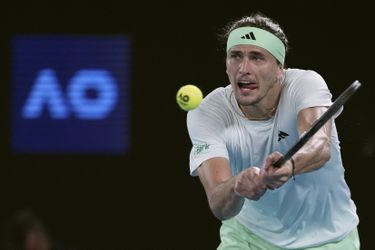 Australian Open: Alcaraz končí! Zverev prekvapil všetkých a teší sa na semifinále