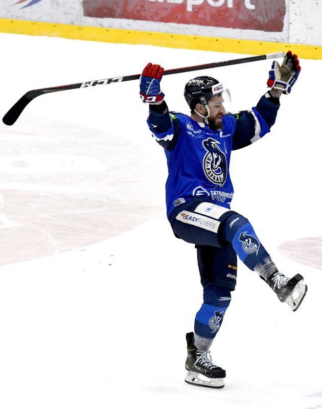 Veľký návrat po 16 rokoch. Bývalý reprezentant mieri do druhej ligy, zahrá si s bratom