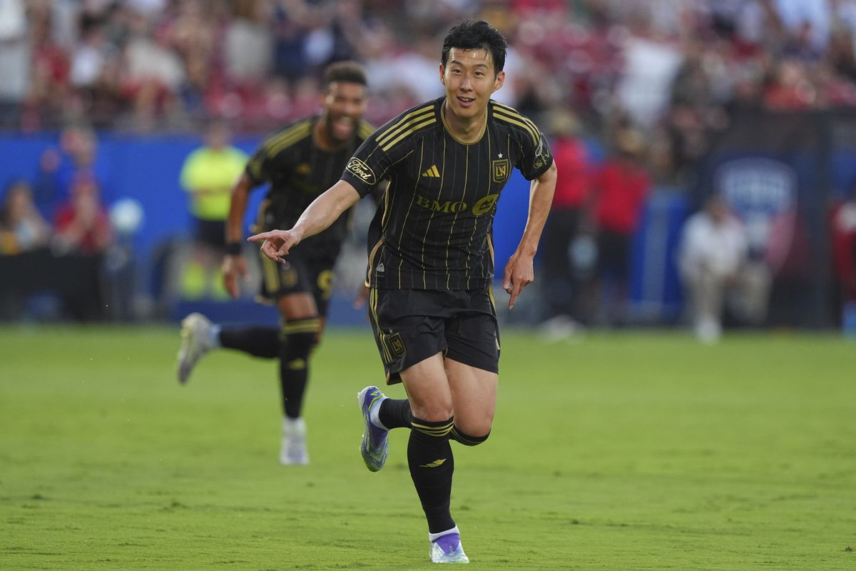 Žena chcela podvodom získať peniaze od slávneho futbalistu. Posedí si niekoľko rokov