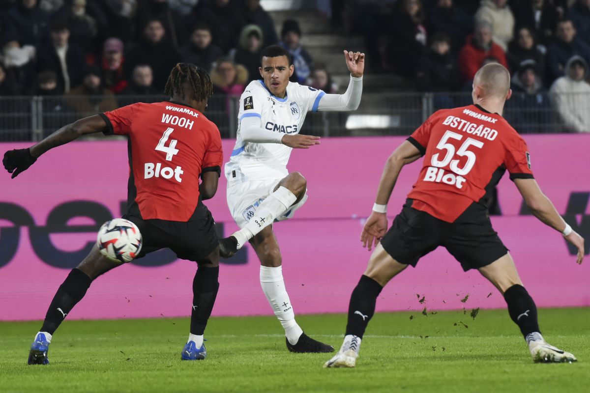 Tréner Marseille chválil obvineného násilníka Greenwooda: Zaplatil vysokú cenu, je to dobrý človek