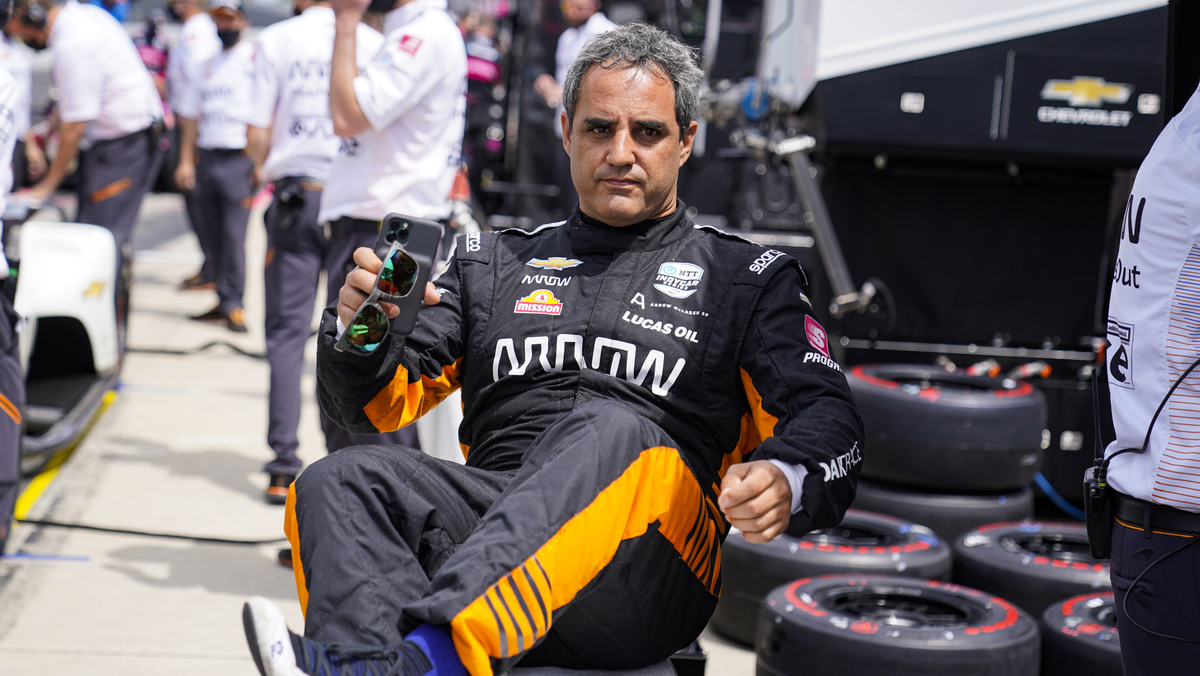 Juan Pablo Montoya: Vo Ferrari by mali počúvať Hamiltona, aby sa vrátili na vrchol