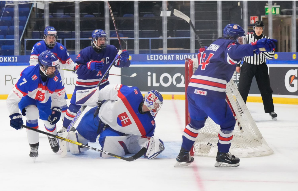 Slovensko U18 - USA U18. Zdroj: IIHF