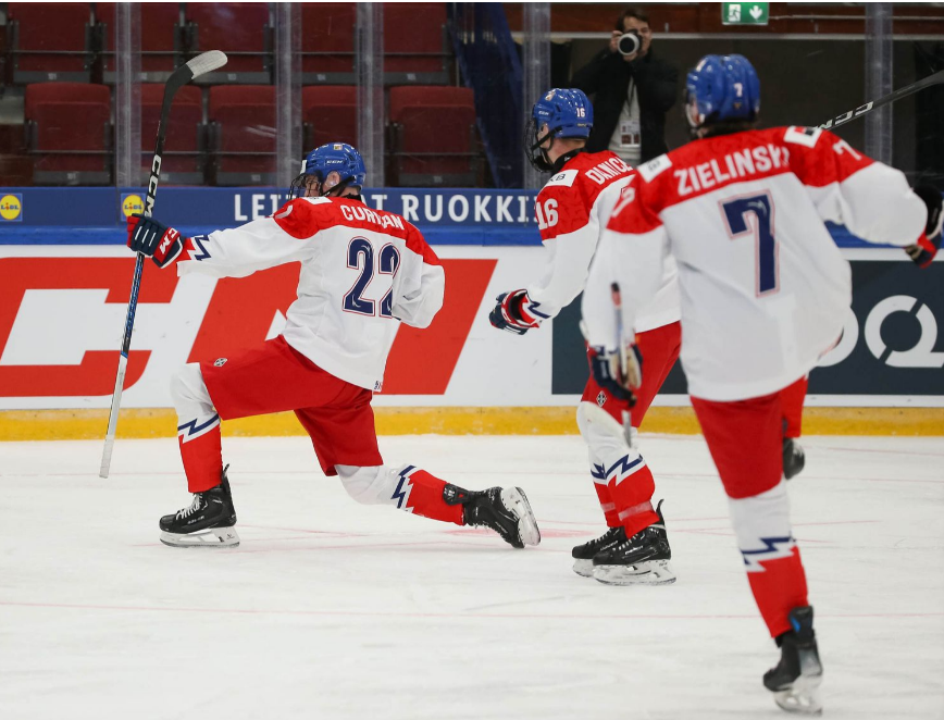 MS v hokeji U18: Česko - Švajčiarsko. Zdroj: IIHF