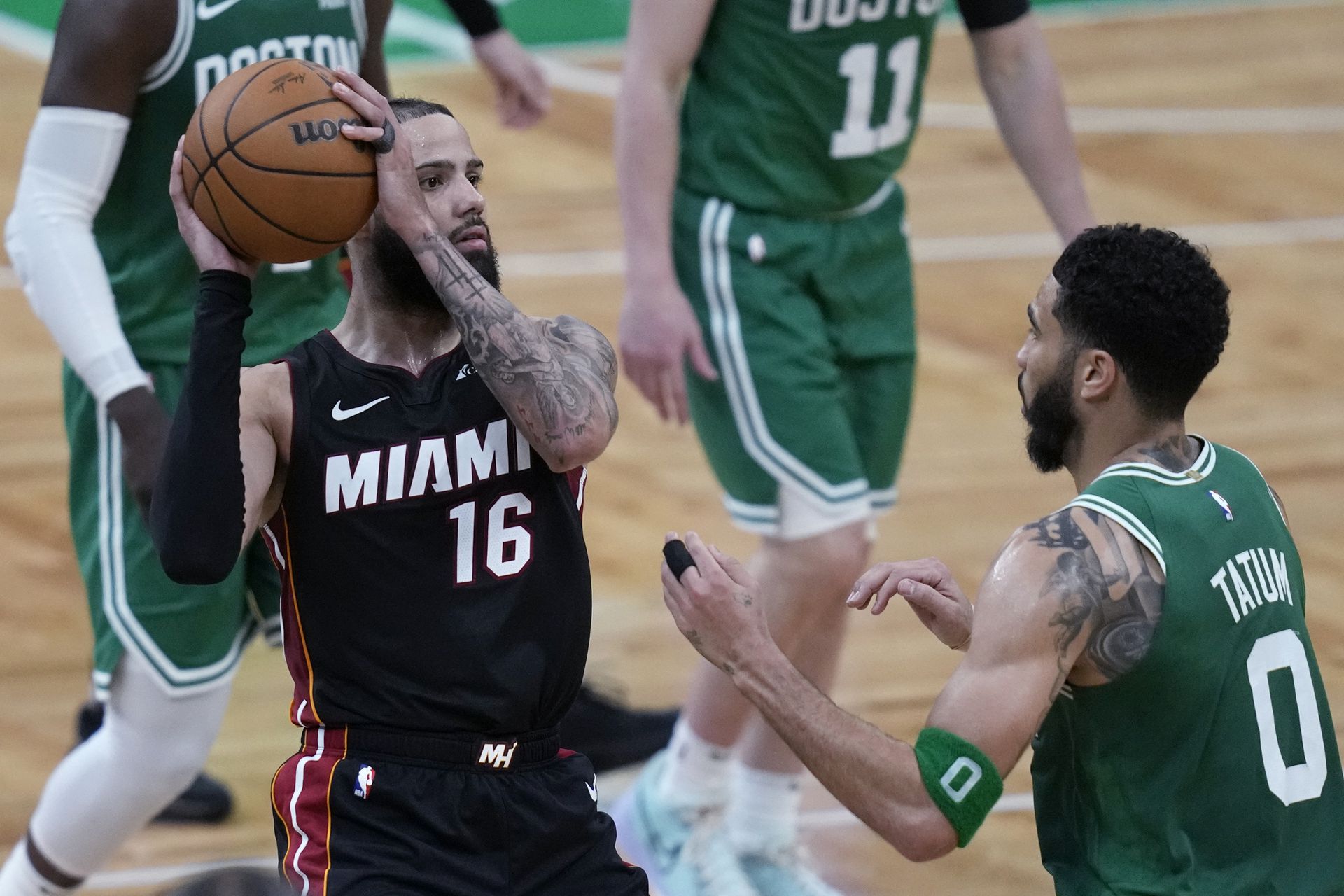 Boston Celtics - Miami Heat. Zdroj: SITA/AP