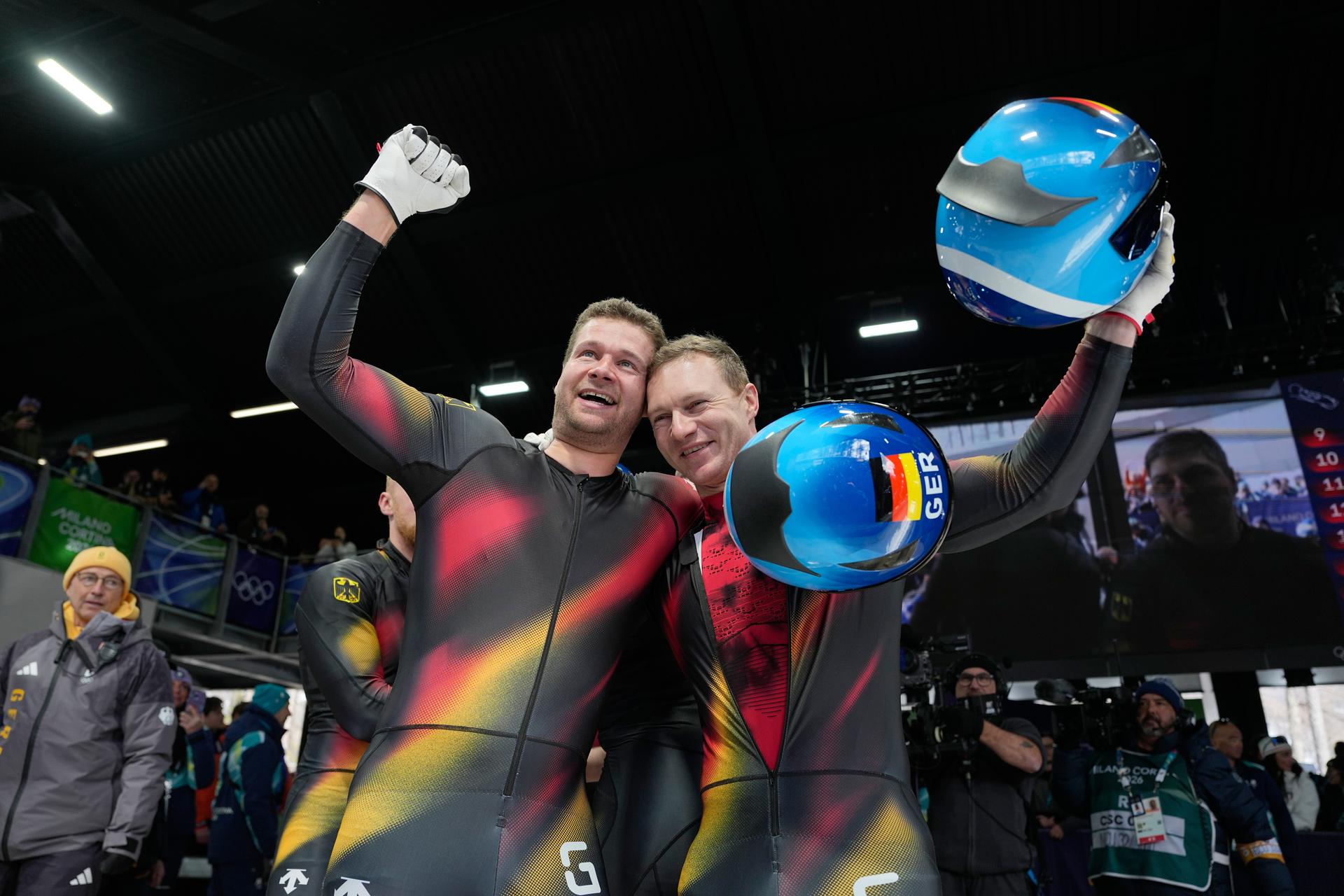Johannes Lochner (vľavo) a Francesco Friedrich (vpravo), zdroj: SITA/AP