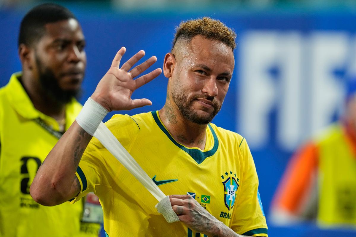 Verím, že som napísal históriu. Neymar sa rozlúčil s fanúšikmi