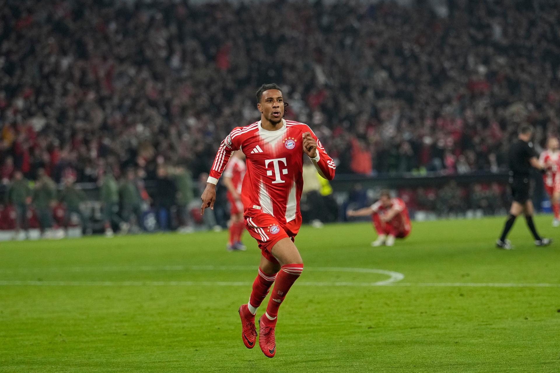 Michael Olise v drese Bayernu Mníchov.
Zdroj: SITA/AP