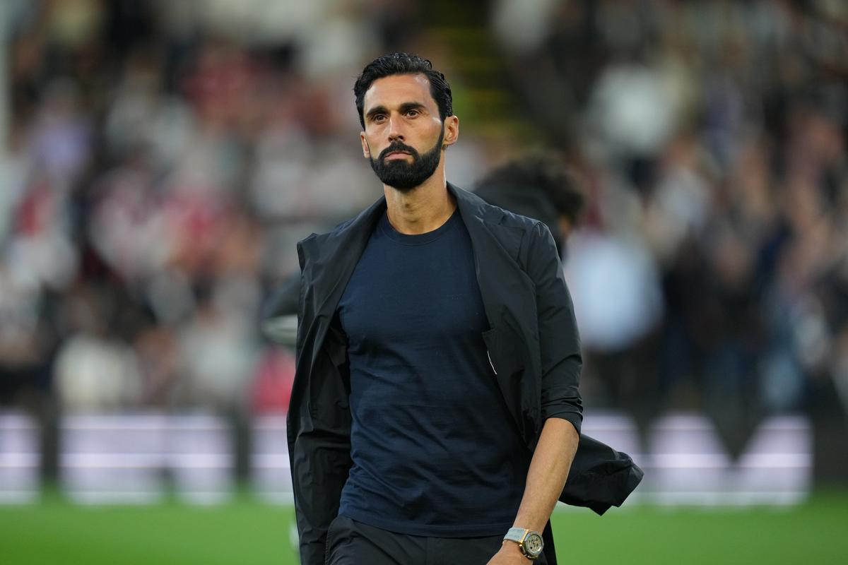 Arbeloa si servítku pred ústa nedal a dostal trest: Rozhodcovia nenechajú Manchester United prehrať
