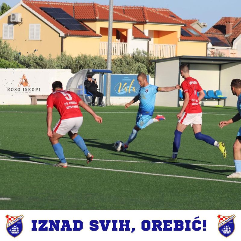 Hromadná bitka v Chorvátsku. Lietali kopance, päste, dokonca pohryznutia, zapojil sa aj šéf klubu