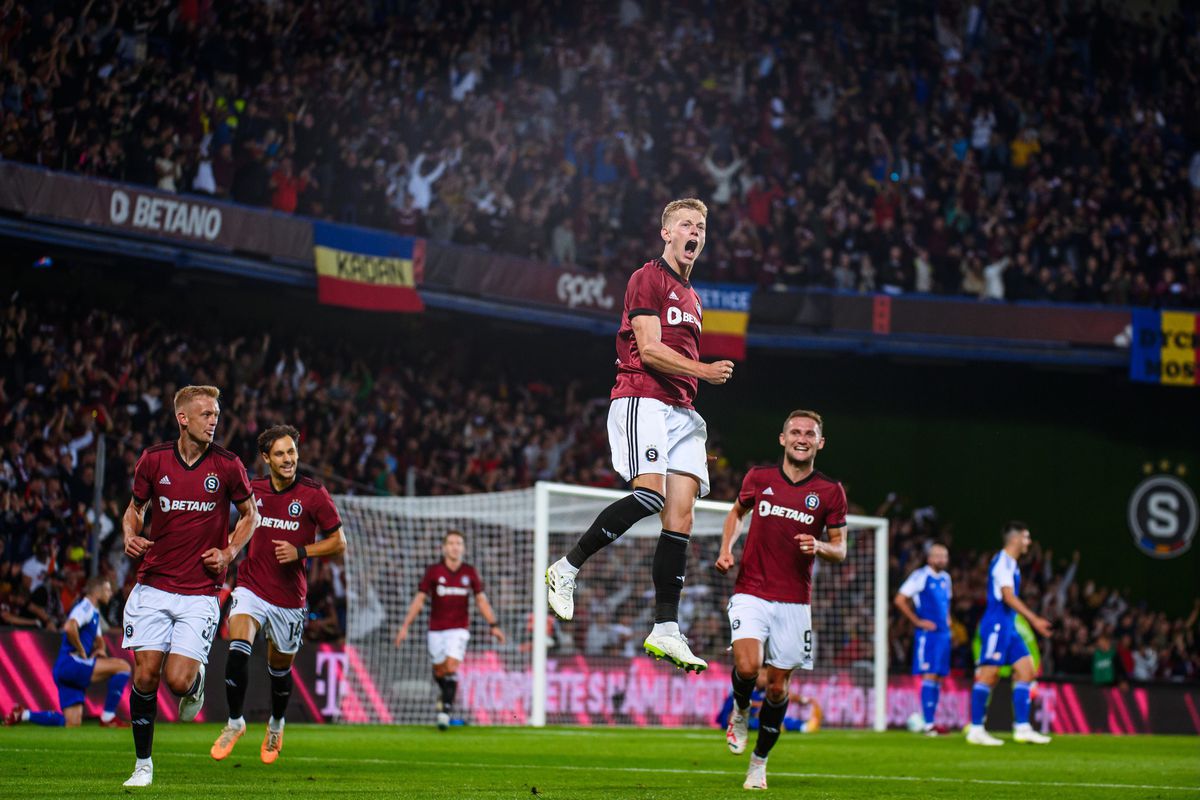 Počasie narušilo plány Haraslínovej Sparty. Pražania menia program