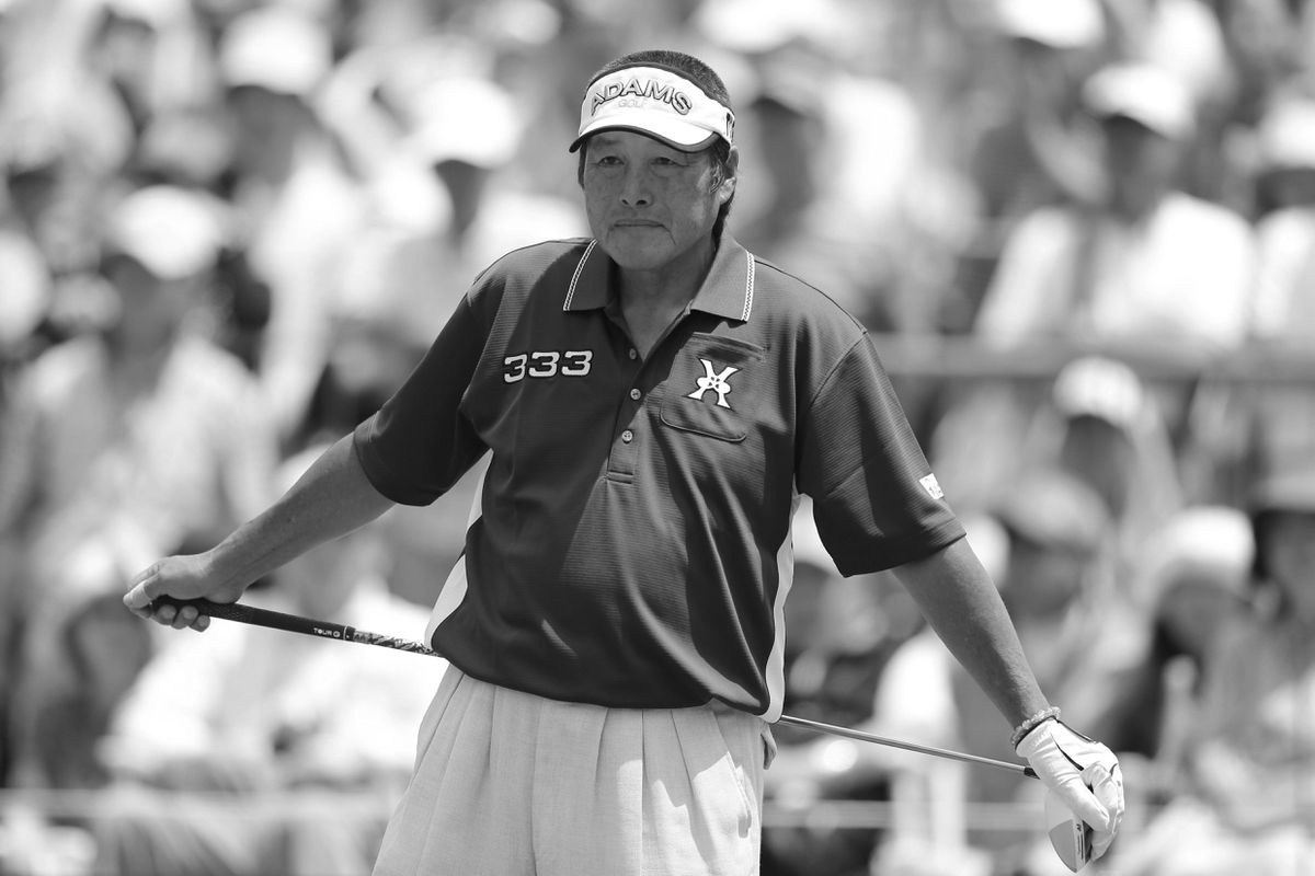 Japonská golfová legenda prehrala dlhý boj s rakovinou