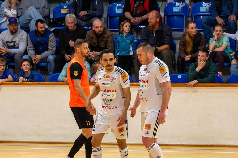 Niké Futsal Extraliga: Obhajca titul si zaistil miesto vo finále