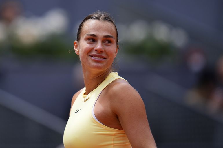 WTA Madrid: Svetová dvojka uspela v trojsetovej bitke. Nosková končí na rakete tínedžerky