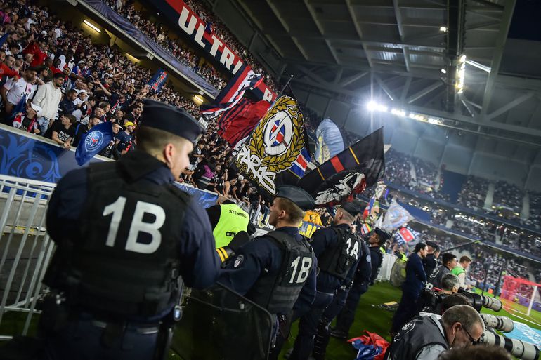 Pred finále Francúzskeho pohára prišlo k stretu fanúšikov