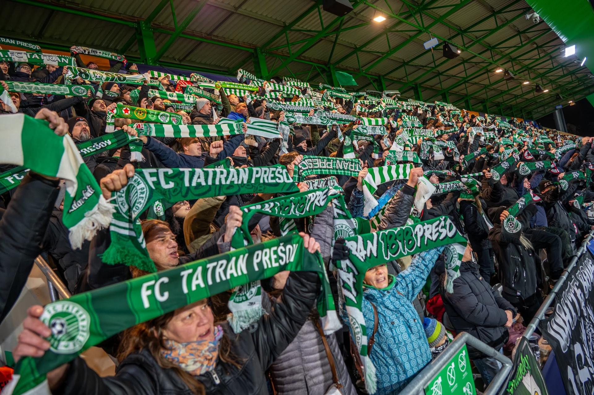 Prešovský futbal prežíva po vypadnutí z ligy náročné obdobie.  Zdroj: FC Tatran Prešov