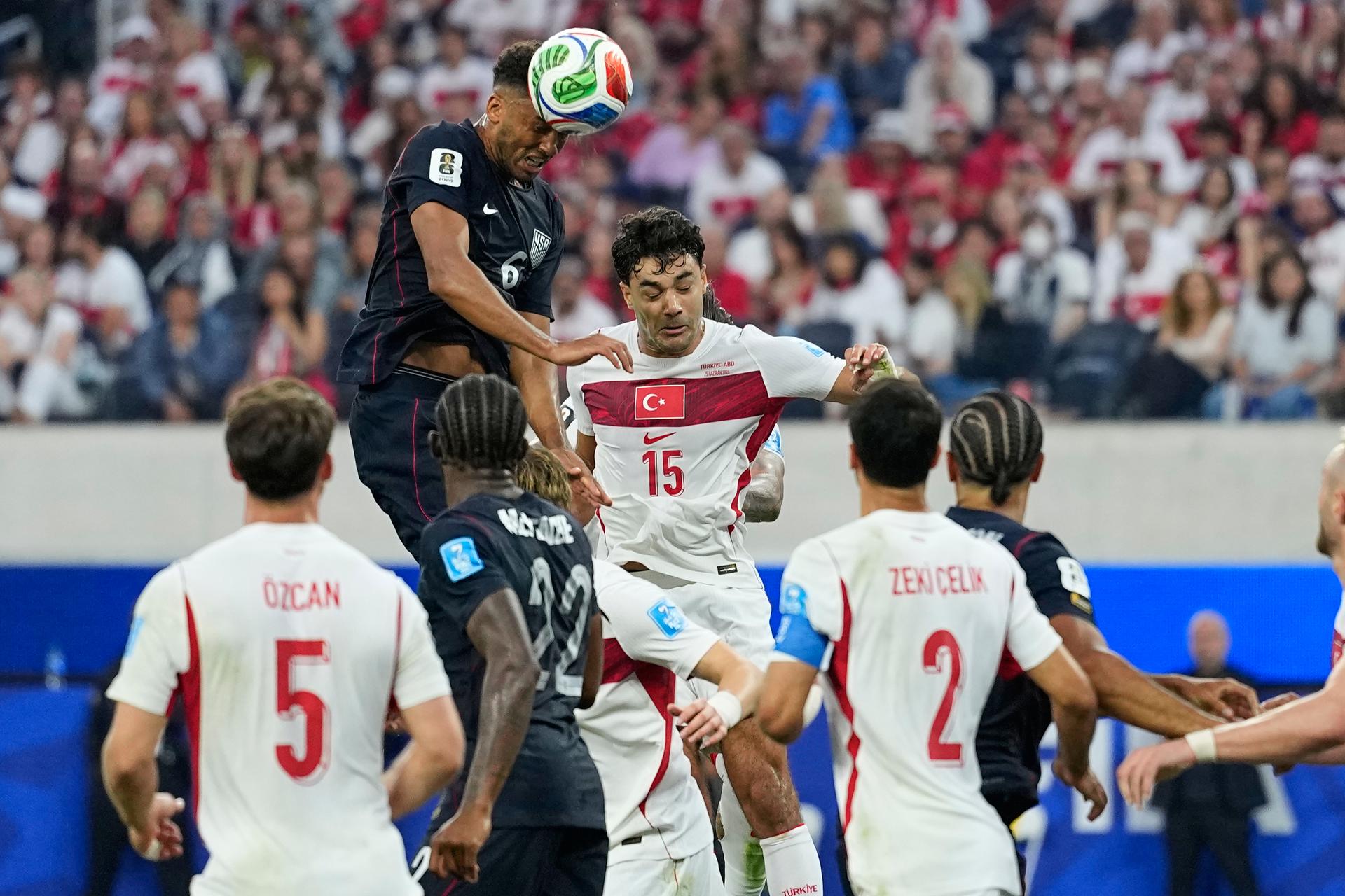 Turecko - USA / MS vo futbale 2026. Zdroj: SITA/AP