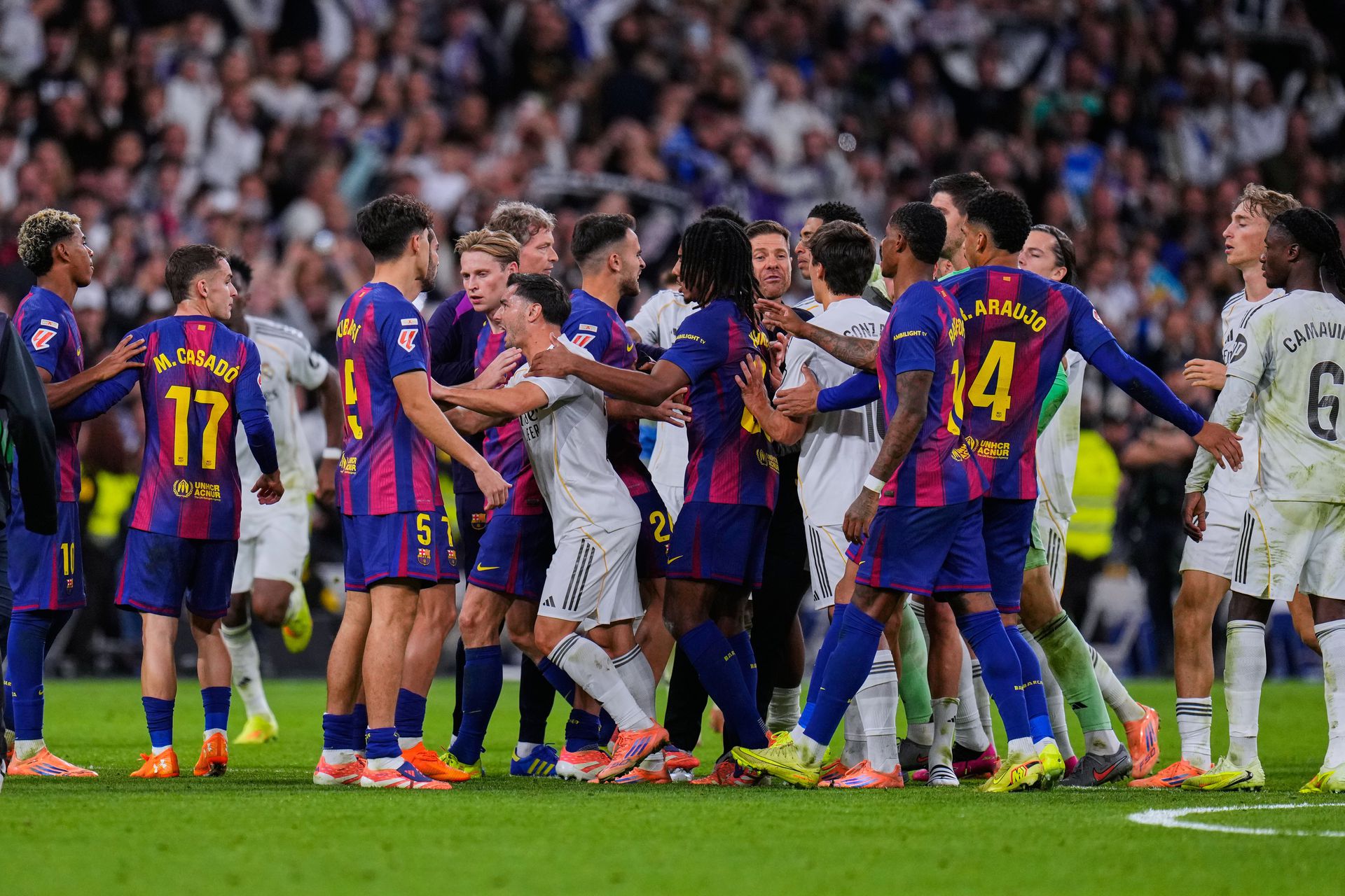 Real Madrid - FC Barcelona 
zdroj: SITA/AP