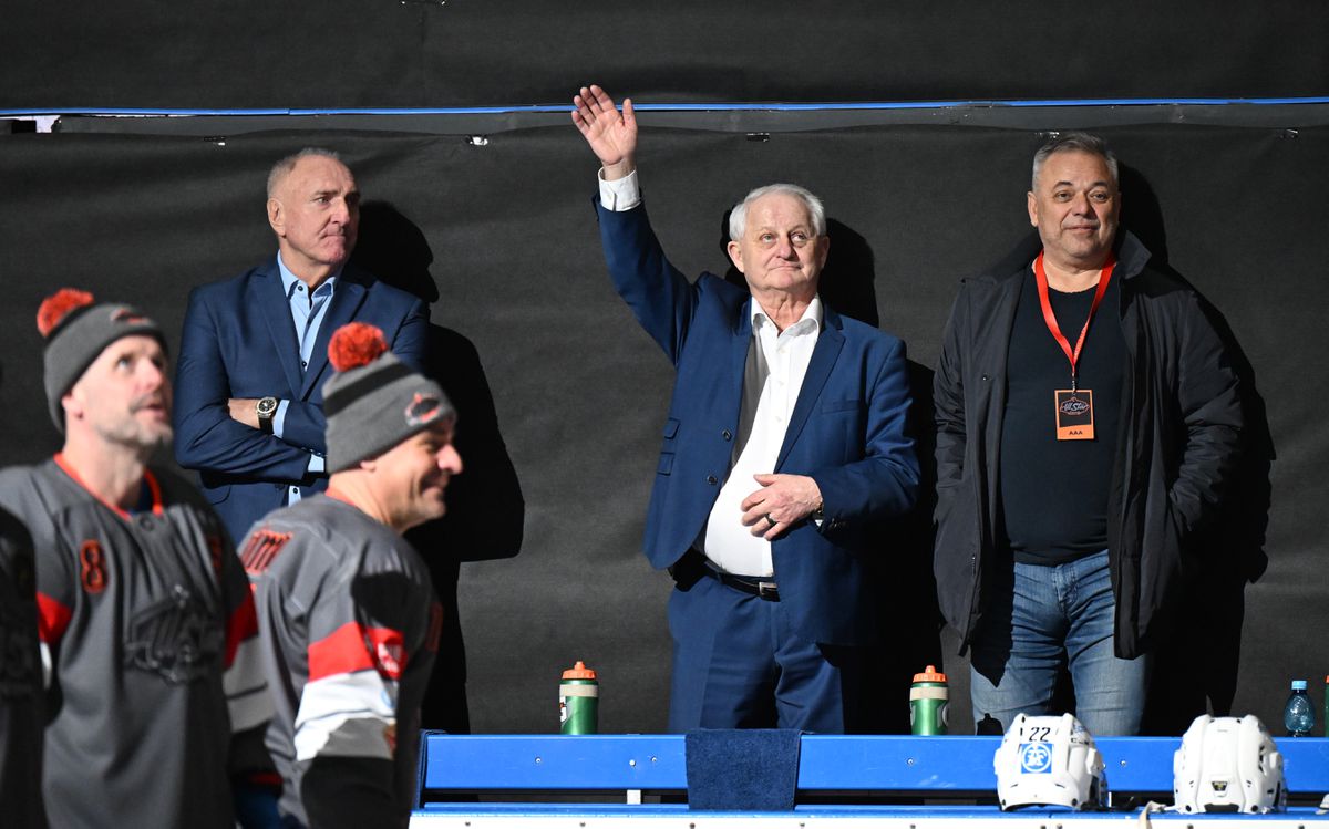 Slovenskú reprezentáciu dostal do A-kategórie. Legendárny hokejový tréner oslavuje jubileum