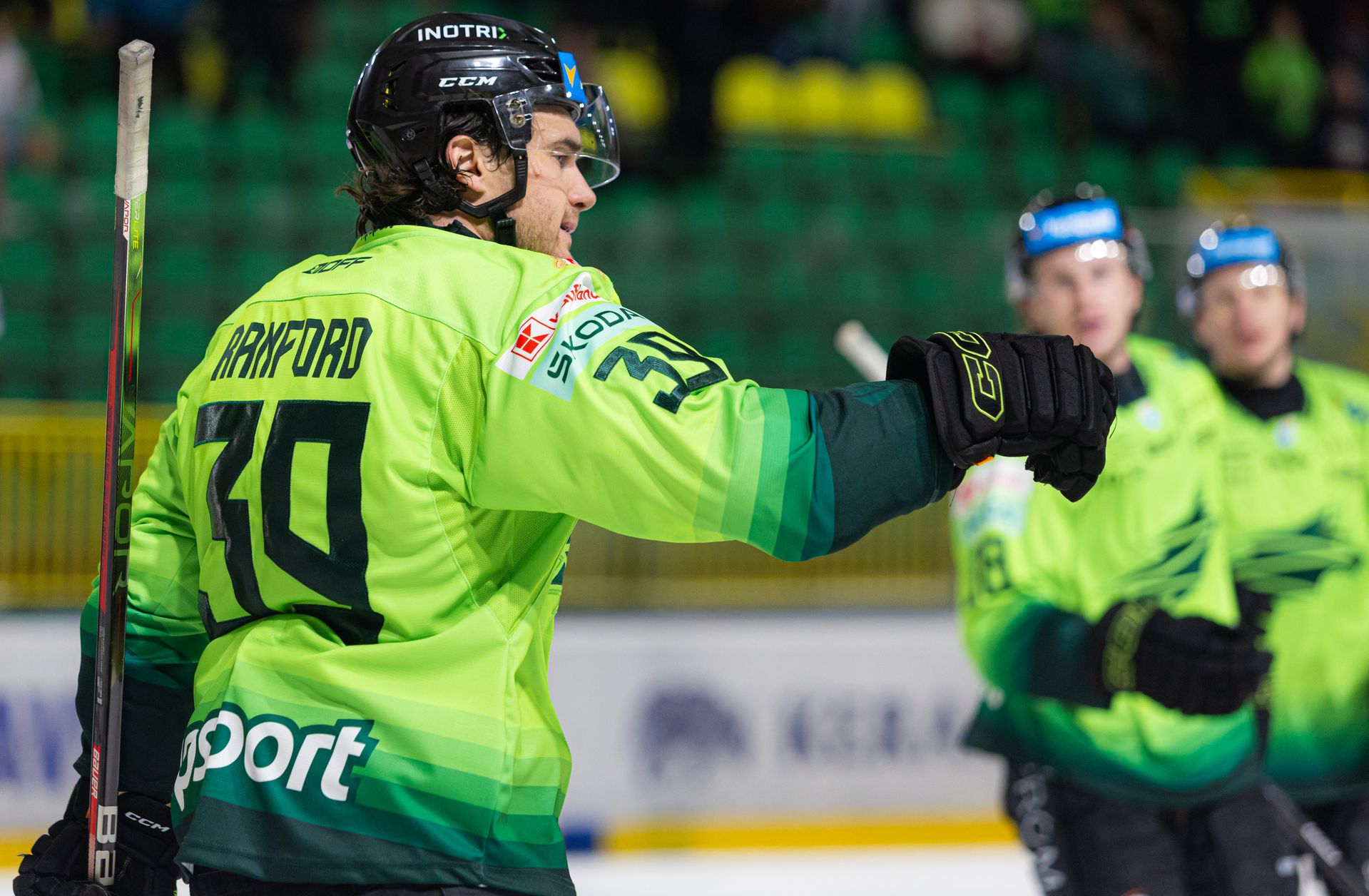 Na snímke v popredí Brendan Ranford (Žilina)
Zdroj: TASR