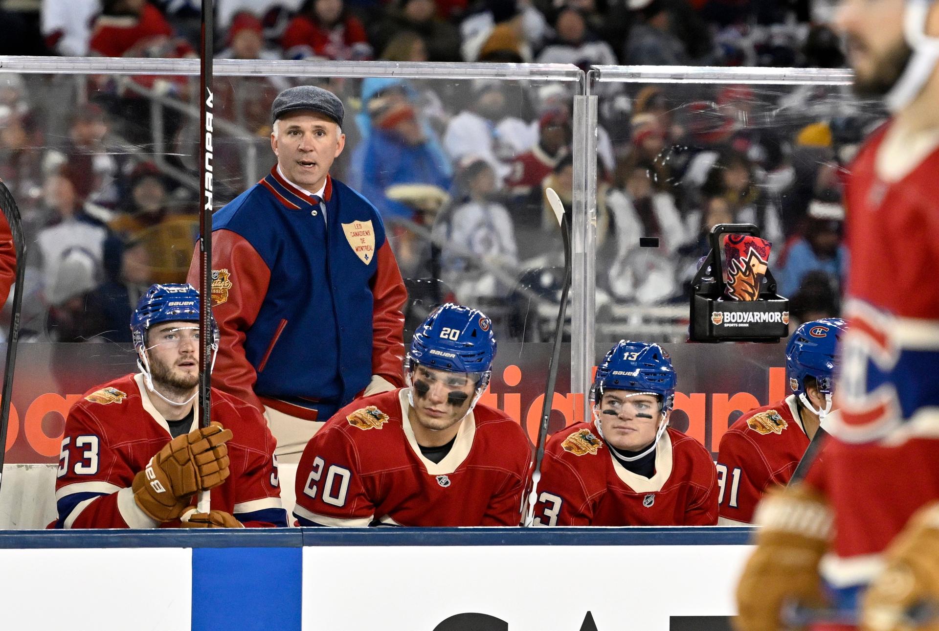 Juraj Slafkovský v zápase Winnipeg Jets - Montreal Canadiens. Zdroj: SITA/AP