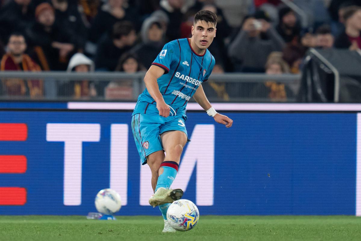Adam Obert sa v drese Cagliari netešil z víťazstva v štvrtom zápase za sebou