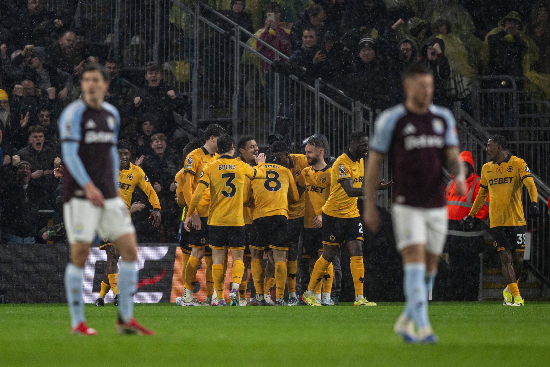 Wolverhampton Wanderers - Aston Vila