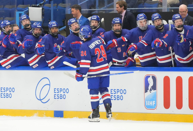 MS v hokeji U18: USA zničili severského súpera. Švédi odčinili prehru s Kanadou