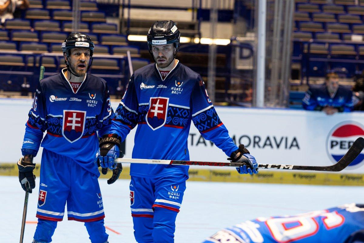 Slovenská hokejbalová reprezentácia. Zdroj: ostrava2026.cz
