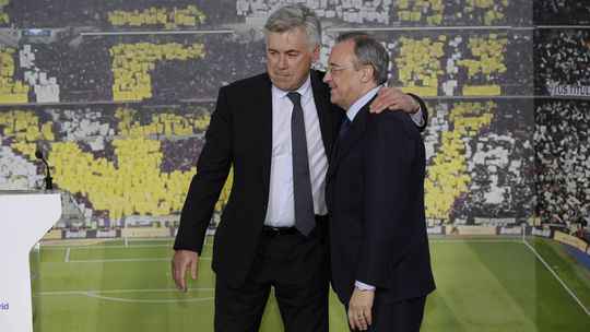 Dusná atmosféra po prehre v derby. Carlo Ancelotti nahneval prezidenta Realu Madrid