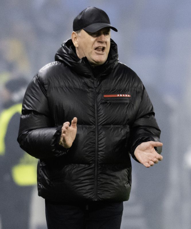 Tréner Weiss mal opäť radosť z futbalu, rieši však vážny problém: V kabíne plakal, musíme to lepiť