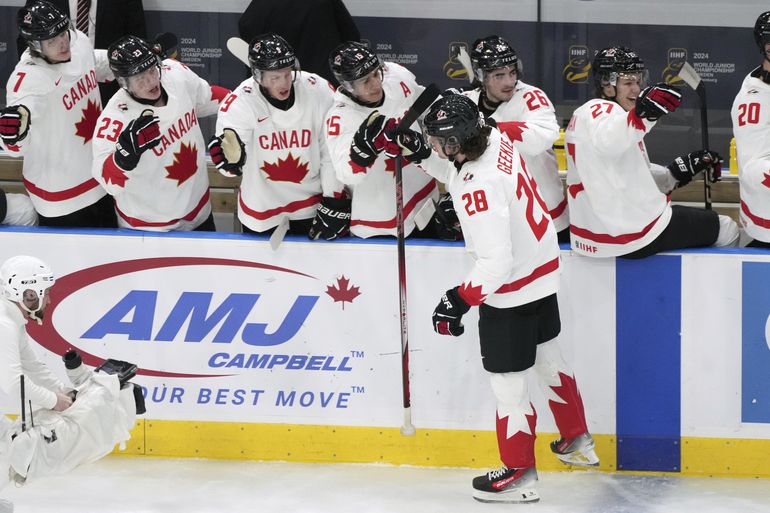 MS v hokeji U20: Kanada si schuti zastrieľala. Lotyšsko deklasovala dvojciferným rozdielom