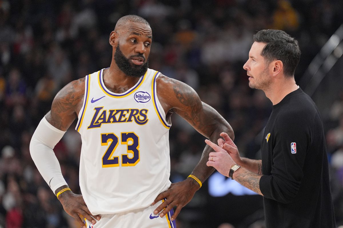 Tréner Los Angeles Lakers neskrýva frustráciu zo svojho tímu: Nemáme dostatočný záujem