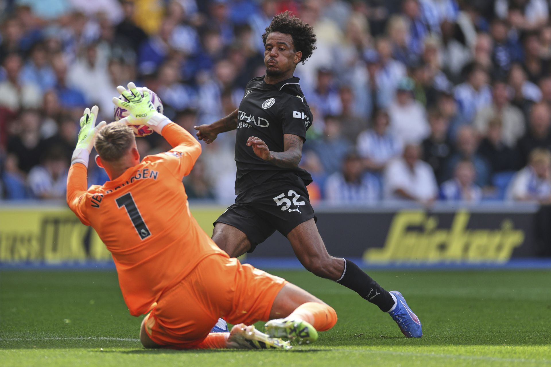 Oscar Bobb v drese Manchesteru City.
Zdroj: SITA/AP