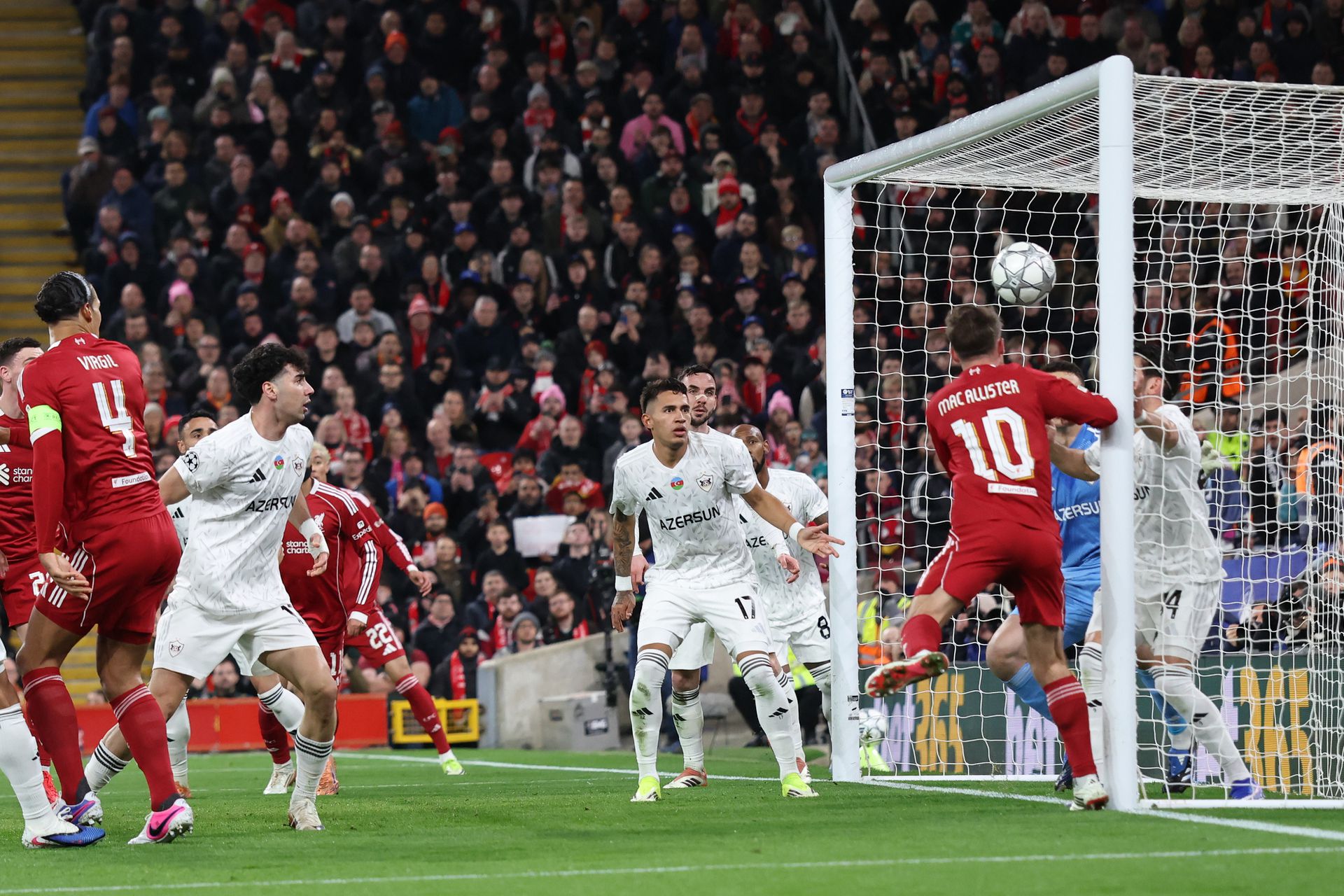 Liverpool FC - FK Karabach. Zdroj: SITA/AP