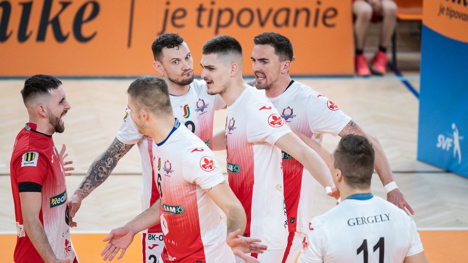 Niké extraliga mužov: Komárno postúpilo do finále, Bratislavčania si vynútili piaty zápas