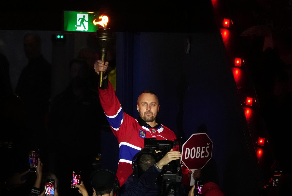 VIDEO Nikdy na neho nezabudnú! Jaroslav Halák bol ústrednou postavou veľkolepej šou v Montreale