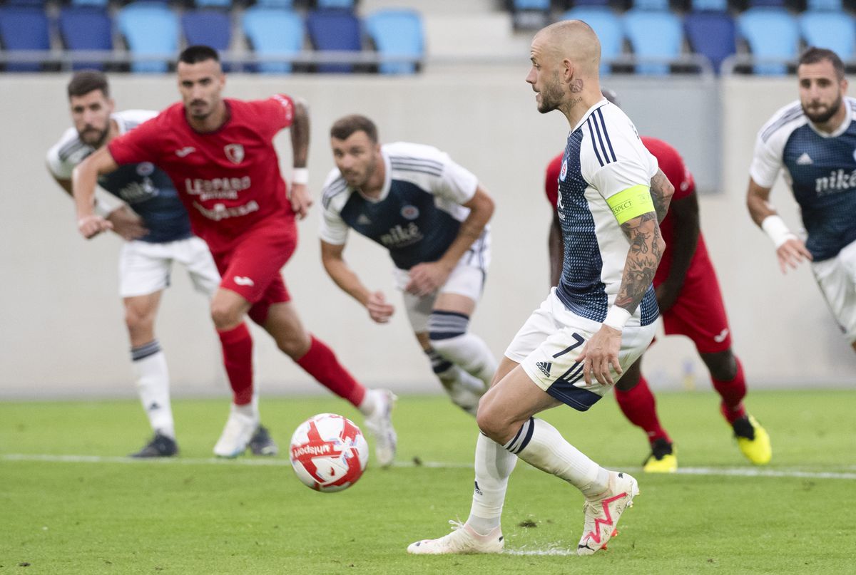 VIDEO Les billets sont devenus poussiéreux.  Slovan attend la performance de Košice au-delà du maximum