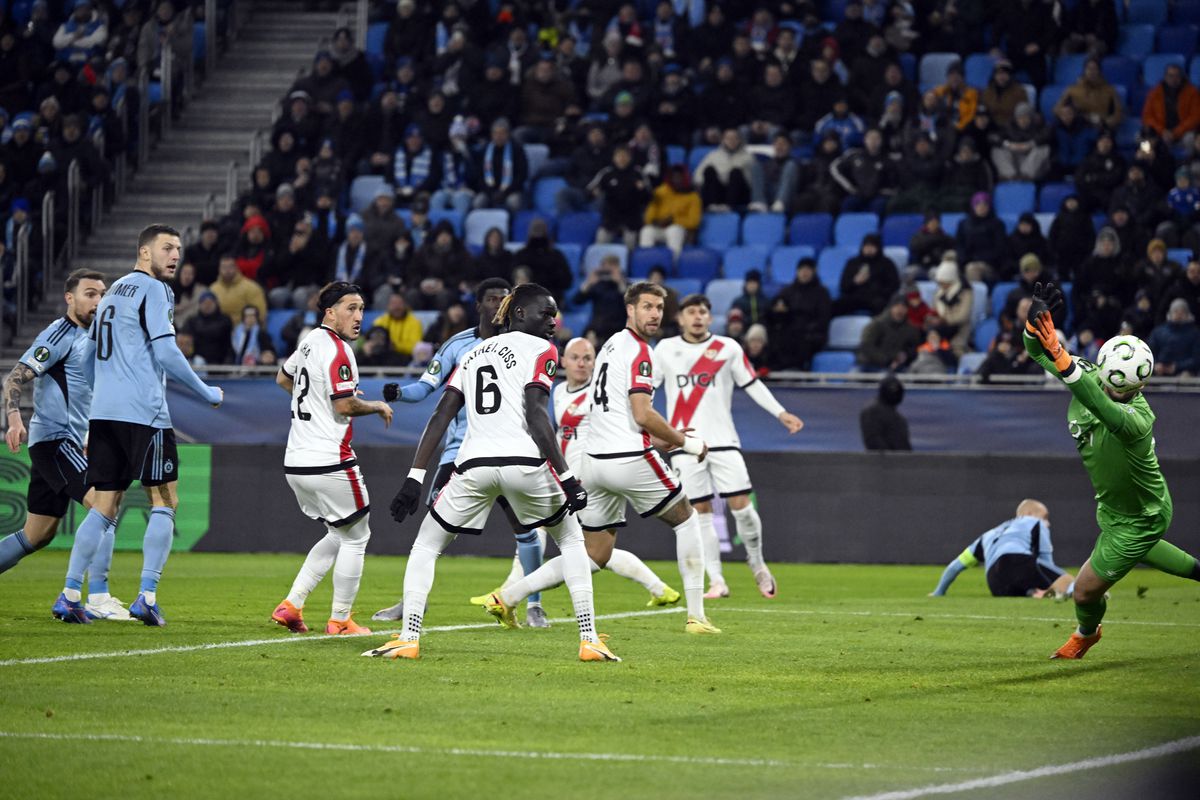 Ohlasy médií: Lejeuneho kameň a zamrznuté blesky. Toto sa nemalo stať, nenapísal by to ani Hitchcock