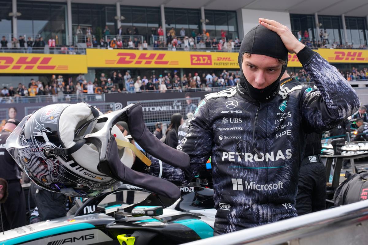 Devatenáctiletý Antonelli se stal nejmladším lídrem F1 po triumfu v Japonsku