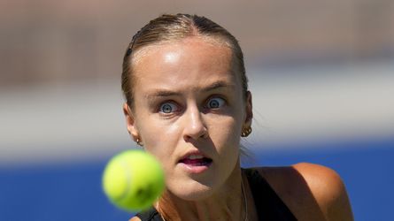 WTA Rím: Schmiedlová sa s turnajom lúči už v 1. kole, proti Sasnovičovej nezískala ani set