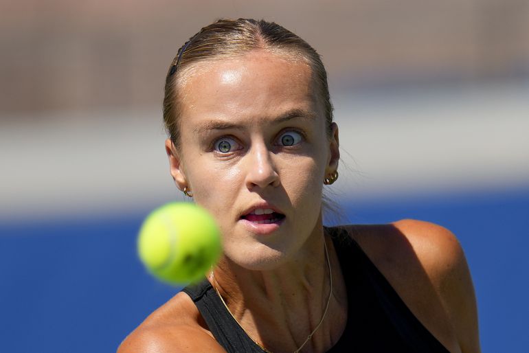 WTA Rím: Schmiedlová sa s turnajom lúči už v 1. kole, proti Sasnovičovej nezískala ani set