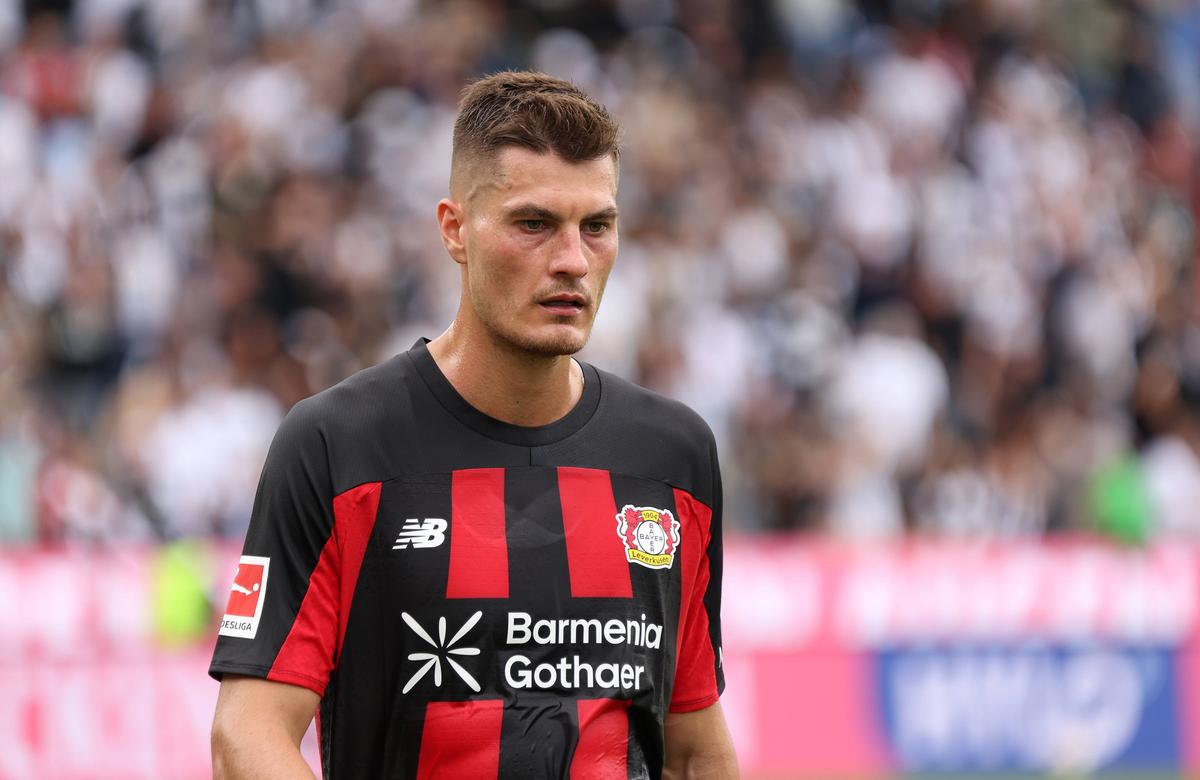 VIDEO Schick sa blysol parádnou pätičkou, nováčik však Leverkusen pripravil o body